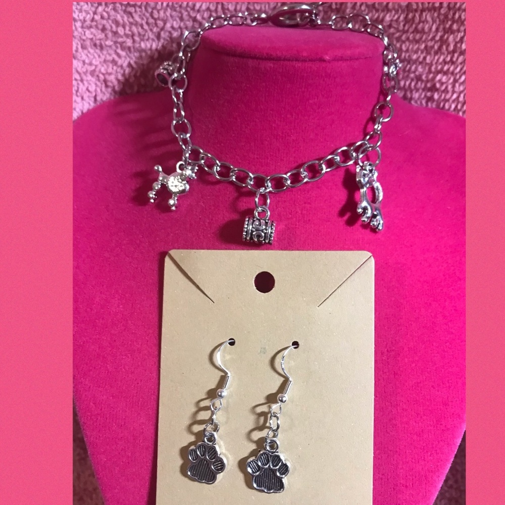 Conjunto de pulsera y pantallas.